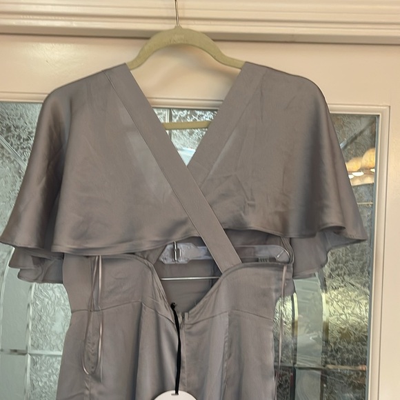 Line & Dot Women's Pas Silver Wide Leg cross-back Jumpsuit NWT - Picture 4 of 8